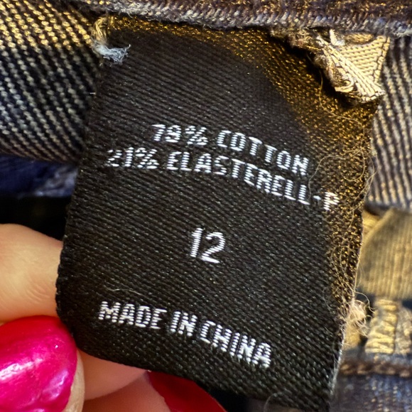 Victoria’s Secret skinny jeans dark wash size 12 ￼ - Picture 6 of 7